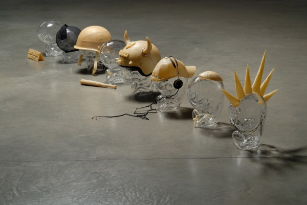 Milan Cais - Některé varianty bytí, foukané sklo/vosk/komb. tech., 40x30x30 cm, 2006